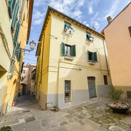 Casa Storica Vicino Al Mare شقة